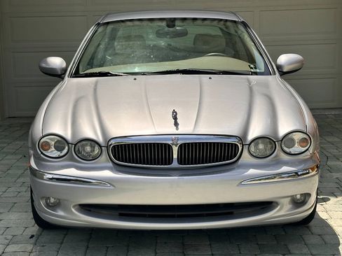 Used 2003 Jaguar X-TYPE 2.5 AWD/4WD image 25