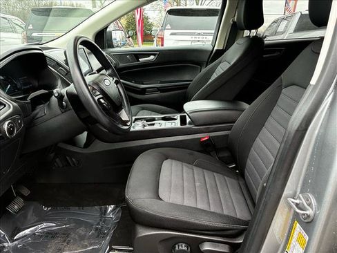 Used 2023 Ford Edge SE image 15
