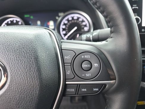 Used 2024 Toyota Camry XLE image 16