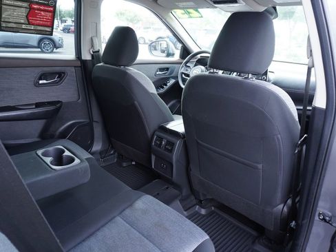 Certified 2023 Nissan Rogue SV image 10