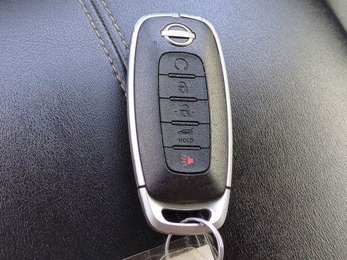 Certified 2023 Nissan Pathfinder SL image 25