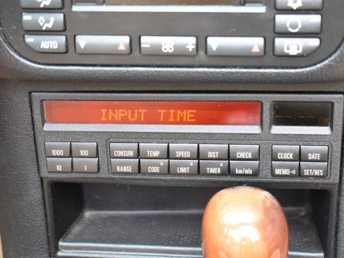 Used 1999 BMW 328i Convertible image 40