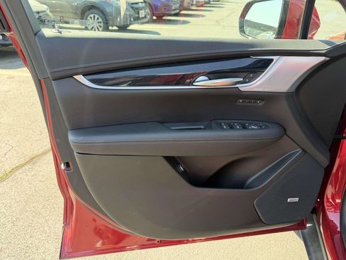 Certified 2024 Cadillac XT5 Premium Luxury w/ Technology Package AWD/4WD image 18