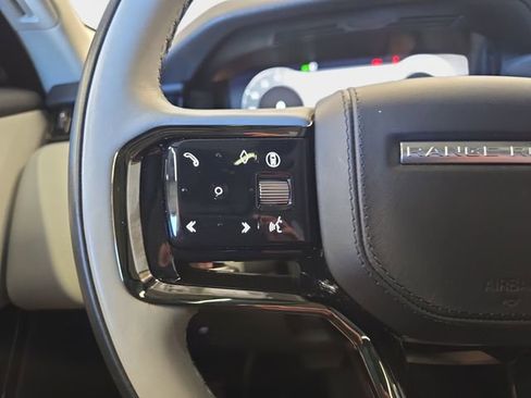 Certified 2025 Land Rover Range Rover Velar S AWD/4WD image 20