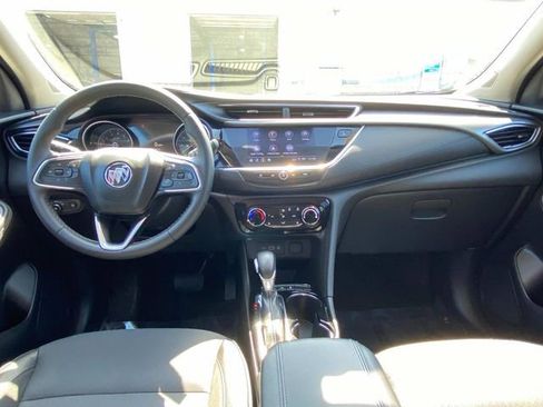 Used 2022 Buick Encore GX Preferred w/ Cold Weather Comfort Package AWD/4WD image 17