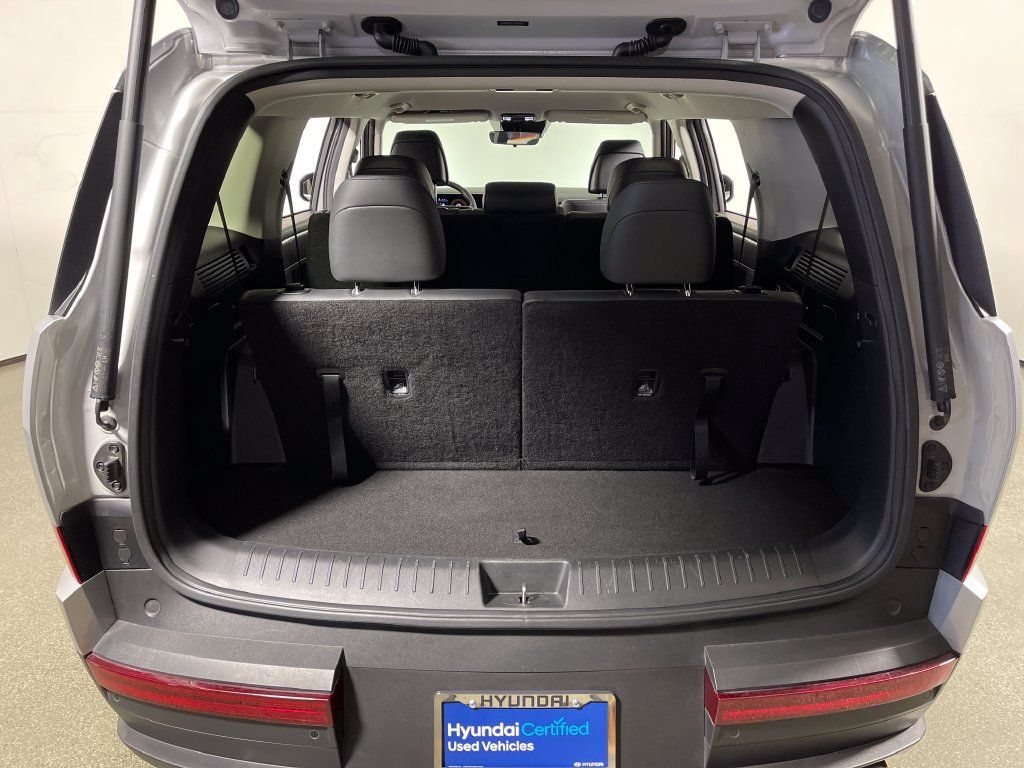 Certified 2026 Hyundai Santa Fe SEL FWD image 11
