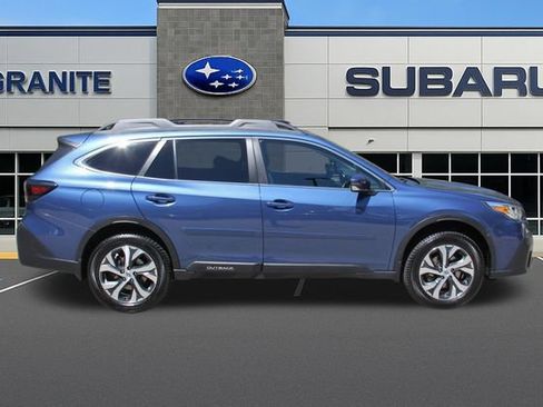 Used 2022 Subaru Outback Limited AWD/4WD image 11