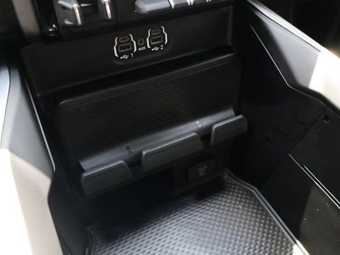 Used 2024 RAM 3500 Laramie w/ Sport Appearance Package AWD/4WD image 14