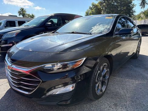 Used 2020 Chevrolet Malibu LT FWD image 2