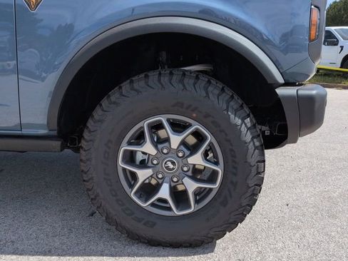 New 2025 Ford Bronco Badlands image 12