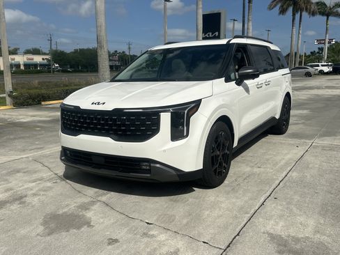 New 2026 Kia Carnival SX FWD image 2