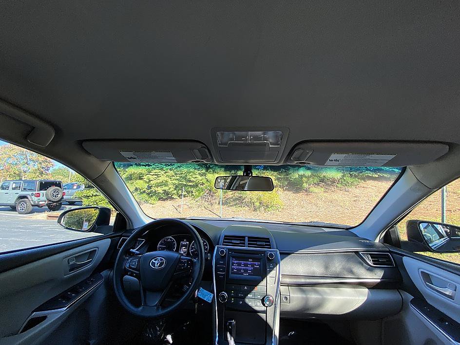 Used 2017 Toyota Camry LE FWD image 21