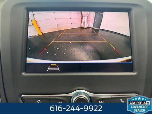 Used 2020 Chevrolet Equinox LT w/ Driver Convenience Package FWD image 15