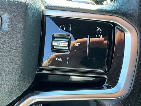 Used 2021 Land Rover Range Rover Velar R-Dynamic S AWD/4WD image 22