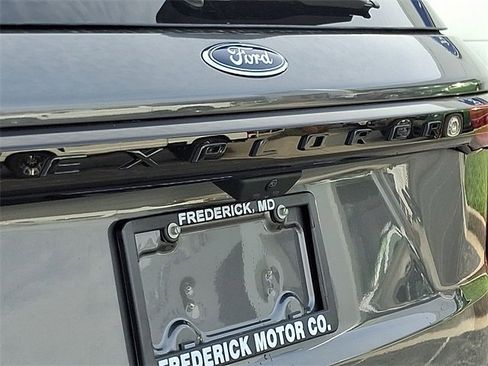 New 2026 Ford Explorer Platinum w/ LUX Leather Package image 19