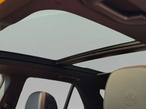 New 2026 Mercedes-Benz GLE 53 AMG 4MATIC image 31