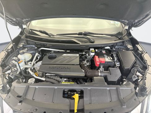 Used 2023 Nissan Rogue S AWD/4WD image 26