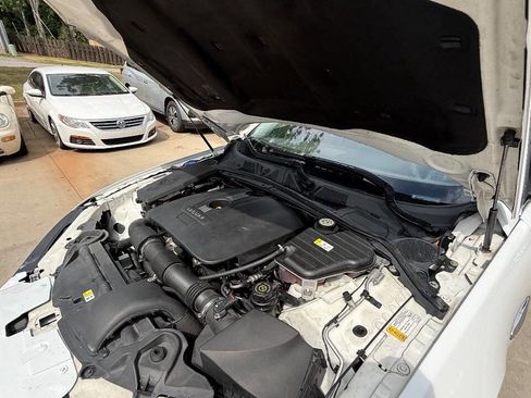 Used 2013 Jaguar XF RWD image 28