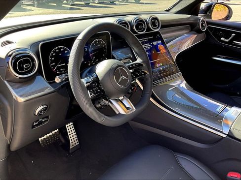 New 2026 Mercedes-Benz GLC 43 AMG 4MATIC image 6