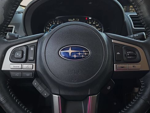 Used 2017 Subaru Forester 2.5i Touring AWD/4WD image 20