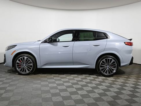 New 2026 BMW X2 xDrive28i w/ Technology Package image 2