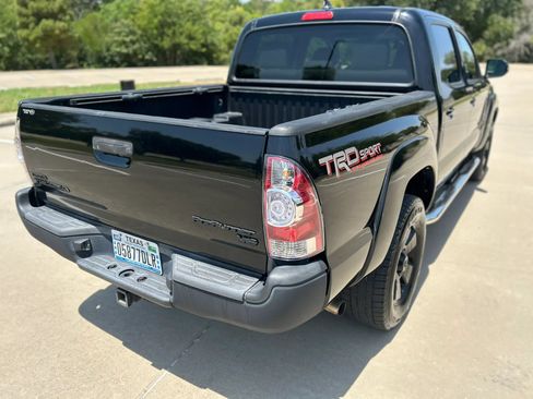 Used 2014 Toyota Tacoma PreRunner w/ TRD Sport Package RWD image 5