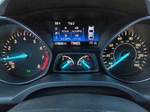 Used 2017 Ford Escape Titanium FWD image 23