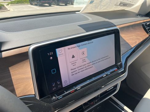 New 2026 Volkswagen Atlas SE FWD image 18