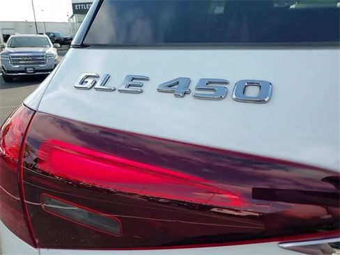 Used 2024 Mercedes-Benz GLE 450 4MATIC image 5
