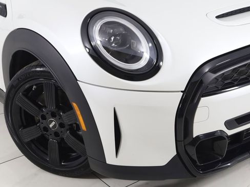 Used 2024 MINI Cooper S image 19