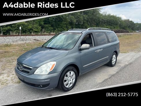Used 2007 Hyundai Entourage GLS FWD image 1