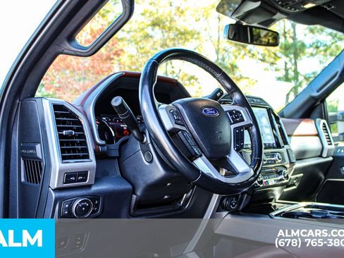 Used 2022 Ford F450 Platinum image 30