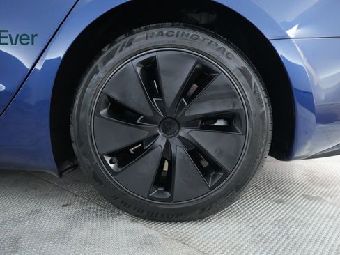 Used 2025 Tesla Model 3 Long Range RWD image 9