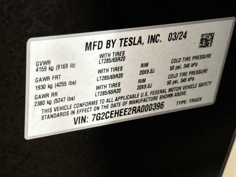 Used 2024 Tesla Cybertruck Cyberbeast AWD/4WD image 31