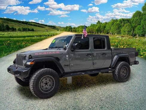 Certified 2020 Jeep Gladiator Sport w/ Quick Order Package 24S AWD/4WD image 2