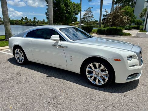 Used 2020 Rolls-Royce Wraith RWD image 4