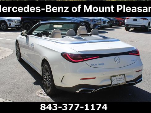 Certified 2024 Mercedes-Benz CLE 300 4MATIC Cabriolet image 17