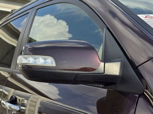 Used 2014 Kia Sorento LX image 12