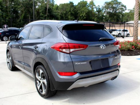 Used 2017 Hyundai Tucson Sport image 19