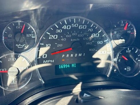 Used 2023 Chevrolet Express 2500 Base w/ Driver Convenience Package image 12