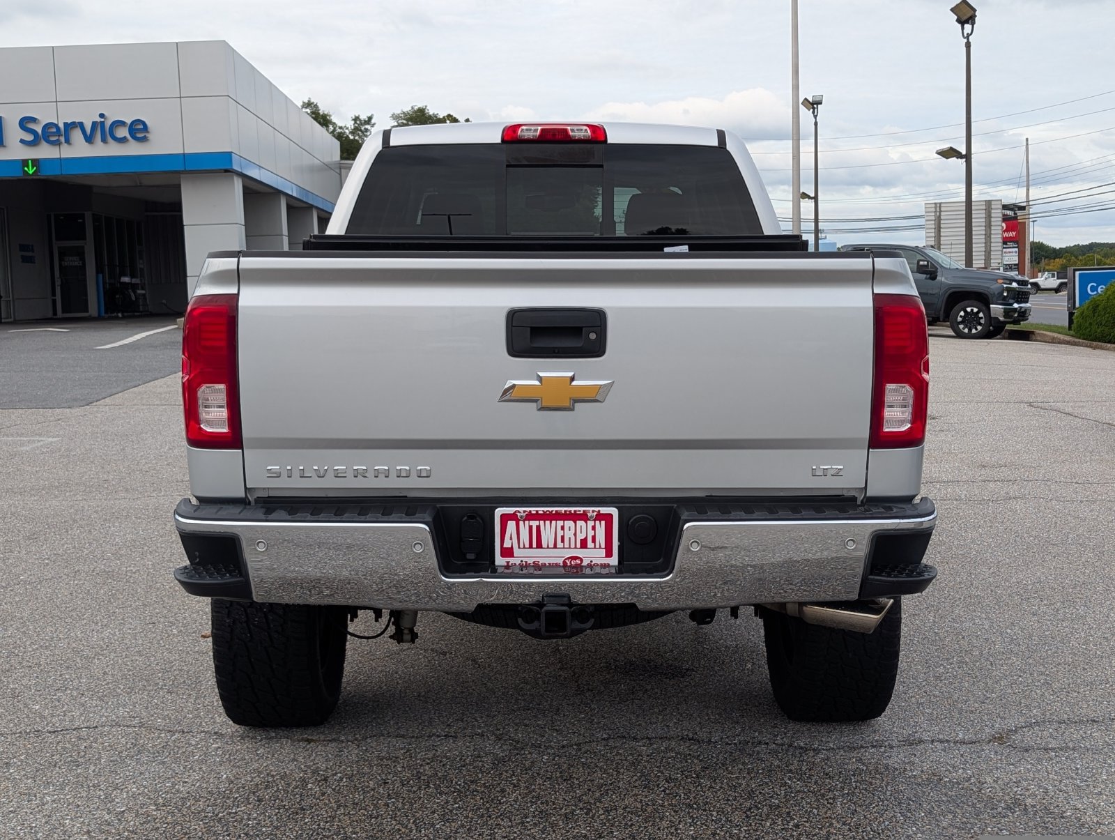 Used 2016 Chevrolet Silverado 1500 LTZ w/ Sport Package AWD/4WD image 4