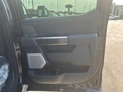 New 2025 Ford F250 Platinum w/ FX4 Off-Road Package image 29