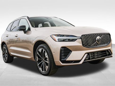 New 2026 Volvo XC60 T8 Plus AWD/4WD image 3
