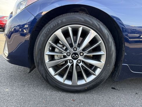 Used 2023 INFINITI Q50 Luxe w/ Cargo Package RWD image 12