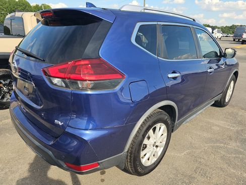 Used 2019 Nissan Rogue SV FWD image 5