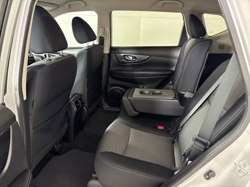 Used 2017 Nissan Rogue S AWD/4WD image 25