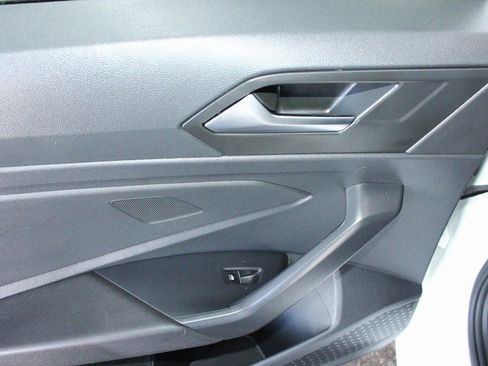 Used 2024 Volkswagen Jetta Sport image 46