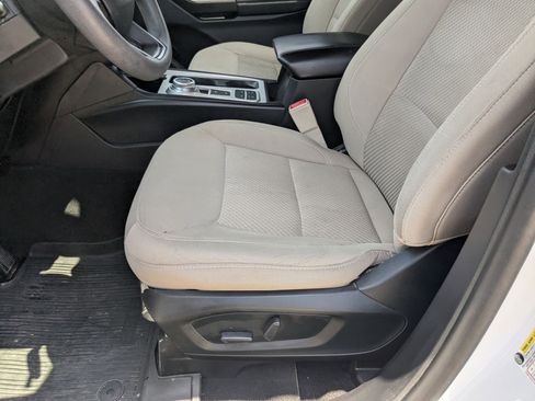 Used 2021 Ford Explorer 2WD image 7