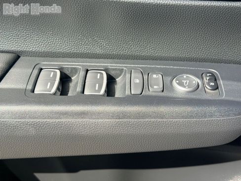 Used 2025 Honda CR-V Sport Touring image 19