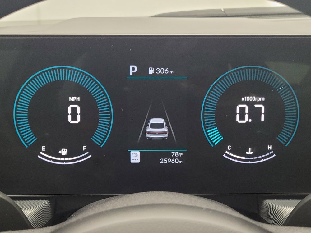 Used 2025 Hyundai Sonata SEL FWD image 23